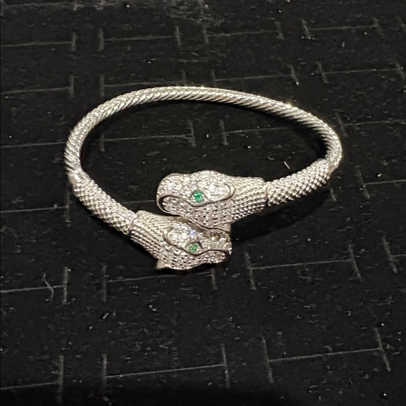 Bracelet - Picture 1 of 1